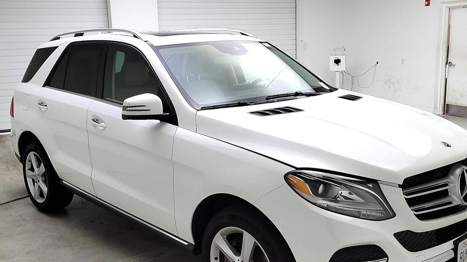 MERCEDES-BENZ GLE-CLASS 2018 4JGDA5JB8JB182785 image