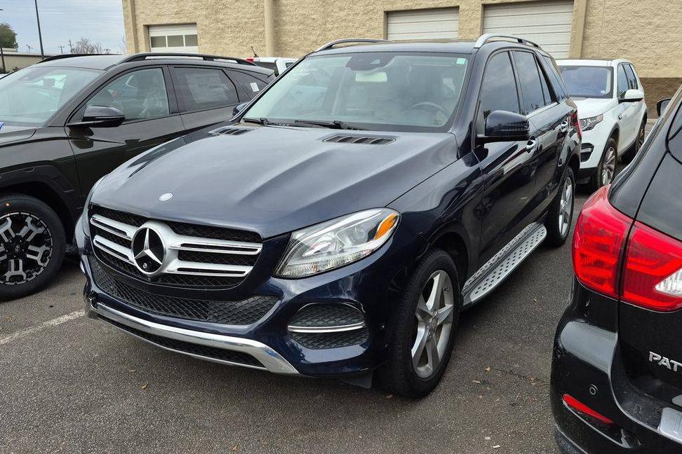 MERCEDES-BENZ GLE-CLASS 2017 4JGDA5JB5HA869691 image