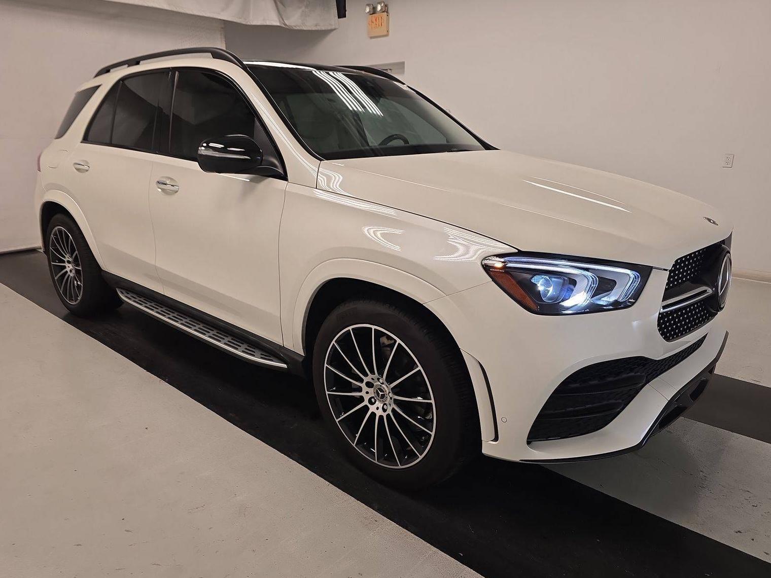 MERCEDES-BENZ GLE-CLASS 2022 4JGFB4JB1NA610806 image