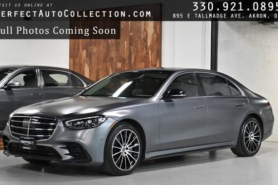 MERCEDES-BENZ S-CLASS 2022 W1K6G7GB0NA106509 image