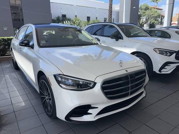 MERCEDES-BENZ S-CLASS 2022 W1K6G7GB8NA085182 image