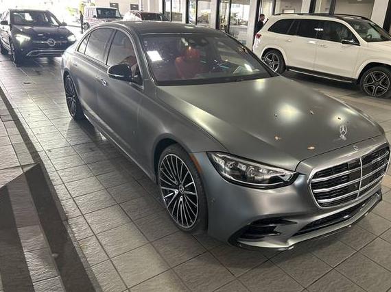 MERCEDES-BENZ S-CLASS 2022 W1K6G7GB1NA144413 image