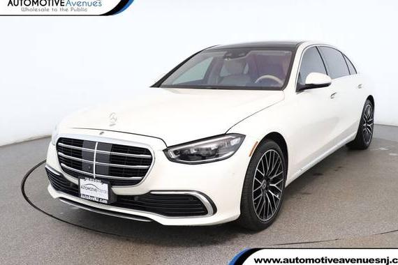 MERCEDES-BENZ S-CLASS 2022 W1K6G7GB8NA104412 image