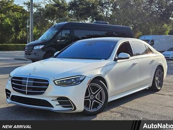 MERCEDES-BENZ S-CLASS 2022 W1K6G7GB0NA112312 image
