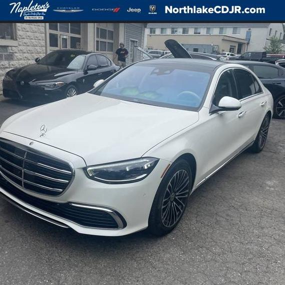 MERCEDES-BENZ S-CLASS 2022 W1K6G7GB7NA167002 image