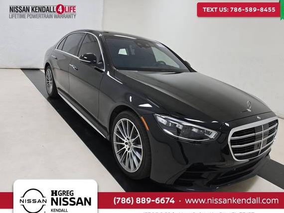 MERCEDES-BENZ S-CLASS 2022 W1K6G7GB1NA139650 image