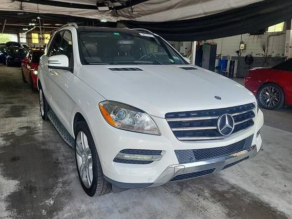 MERCEDES-BENZ ML-CLASS 2015 4JGDA5JB7FA477843 image