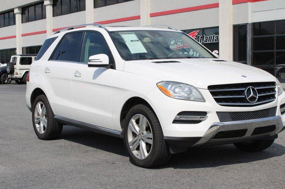 MERCEDES-BENZ ML-CLASS 2015 4JGDA5JB6FA615579 image