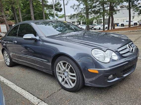 MERCEDES-BENZ CLK-CLASS 2008 WDBTJ56H18F255042 image