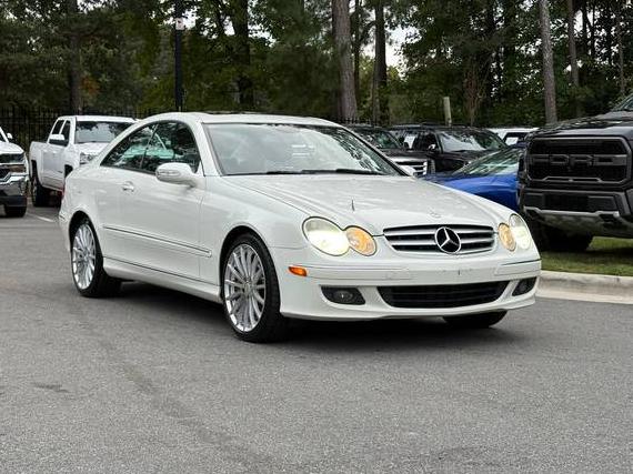 MERCEDES-BENZ CLK-CLASS 2008 WDBTJ56H88F246726 image