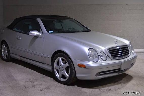 MERCEDES-BENZ CLK-CLASS 2002 WDBLK70G72T111450 image