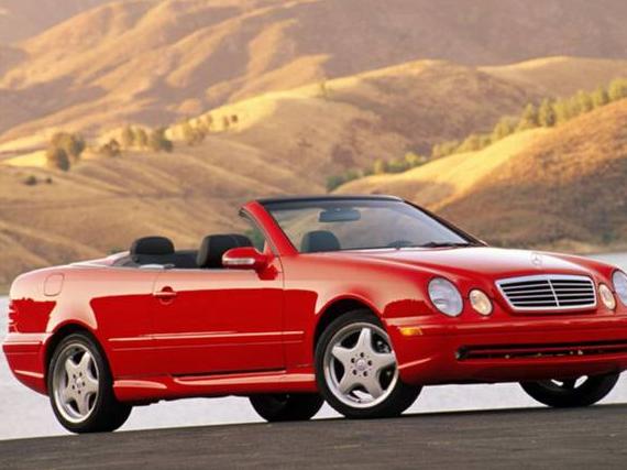 MERCEDES-BENZ CLK-CLASS 2002 WDBLK74G22T124424 image