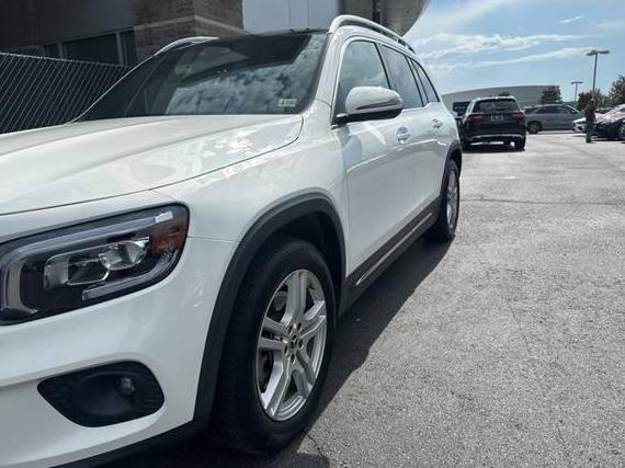 MERCEDES-BENZ GLB-CLASS 2022 W1N4M4HB3NW202430 image