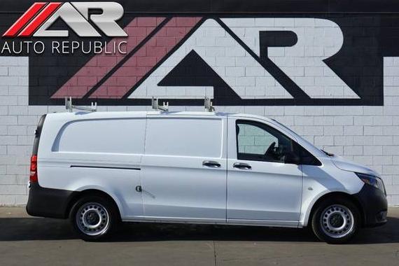 MERCEDES-BENZ METRIS 2018 WD3PG3EA6J3421860 image