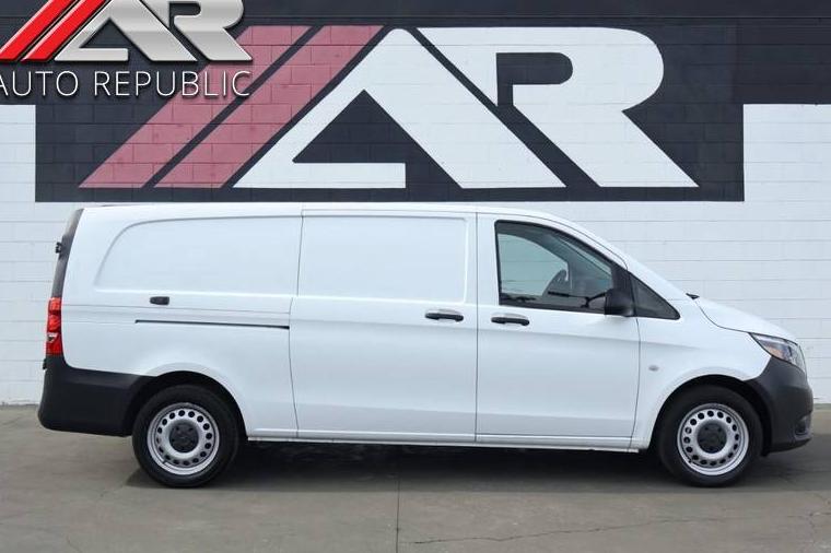 MERCEDES-BENZ METRIS 2020 WD3PG3EA8L3676500 image MERCEDES-BENZ METRIS 2020 WD3PG3EA8L3676500 image