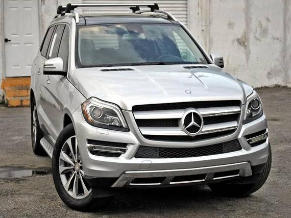 MERCEDES-BENZ GL-CLASS 2015 4JGDF6EE4FA524080 image