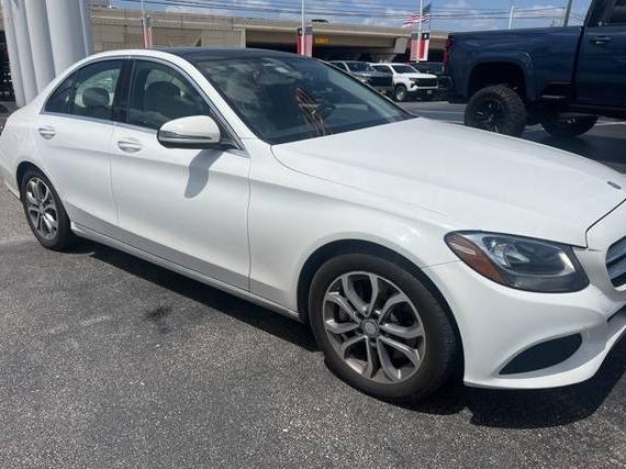 MERCEDES-BENZ C-CLASS 2016 55SWF4JB1GU160706 image