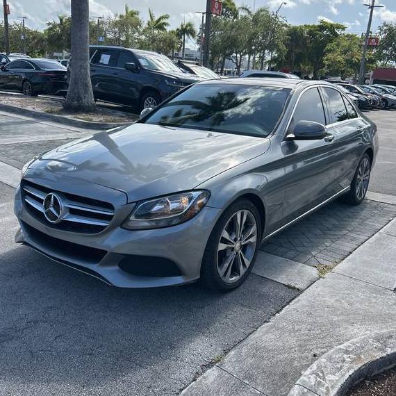 MERCEDES-BENZ C-CLASS 2016 55SWF4JB5GU130205 image