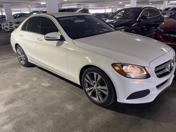 MERCEDES-BENZ C-CLASS 2016 55SWF4JB1GU150600 image