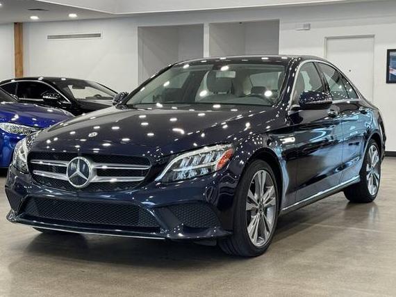 MERCEDES-BENZ C-CLASS 2019 55SWF8DB1KU289637 image