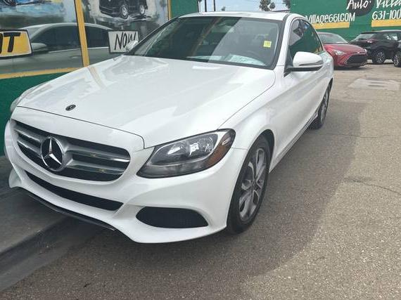 MERCEDES-BENZ C-CLASS 2018 55SWF4JB3JU256781 image