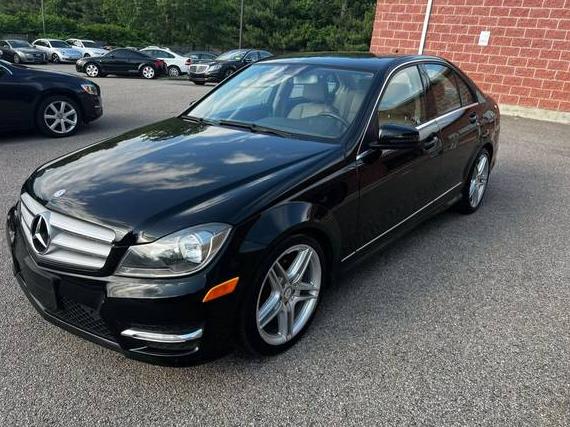 MERCEDES-BENZ C-CLASS 2012 WDDGF8BB5CR238281 image MERCEDES-BENZ C-CLASS 2012 WDDGF8BB5CR238281 image