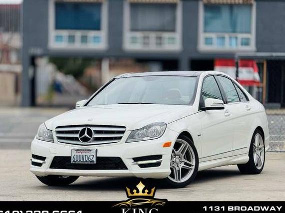 MERCEDES-BENZ C-CLASS 2012 WDDGF4HB1CR210817 image