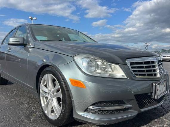 MERCEDES-BENZ C-CLASS 2012 WDDGF8BB4CR236635 image MERCEDES-BENZ C-CLASS 2012 WDDGF8BB4CR236635 image