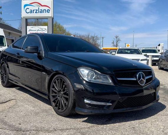 MERCEDES-BENZ C-CLASS 2012 WDDGJ8JBXCF899242 image