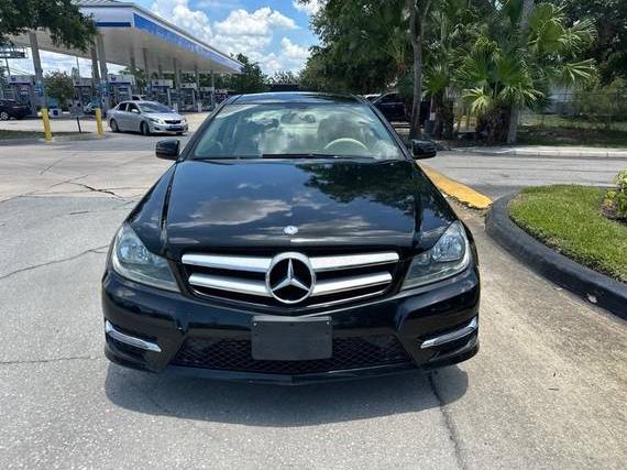 MERCEDES-BENZ C-CLASS 2012 WDDGJ4HB8CF886780 image