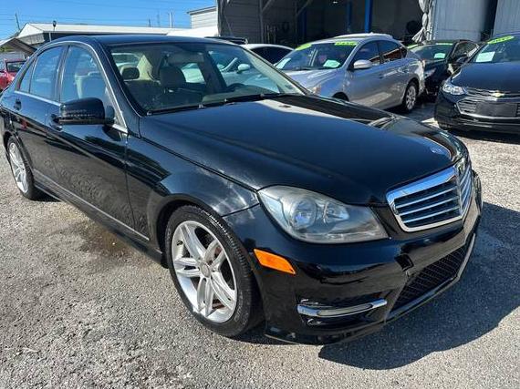 MERCEDES-BENZ C-CLASS 2012 WDDGF8BB9CA608632 image