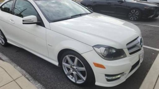 MERCEDES-BENZ C-CLASS 2012 WDDGJ4HB7CF819443 image