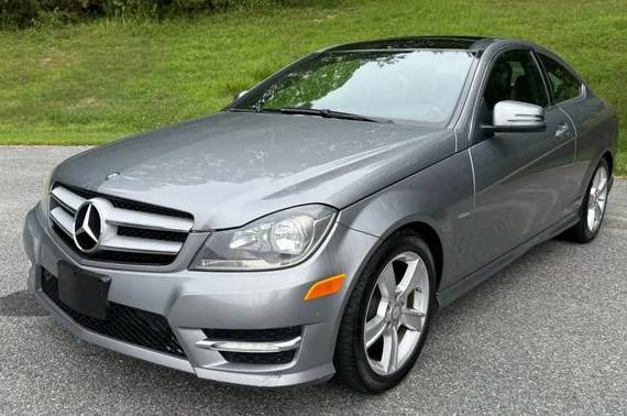 MERCEDES-BENZ C-CLASS 2012 WDDGJ4HB8CF738144 image