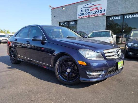 MERCEDES-BENZ C-CLASS 2012 WDDGF5HBXCR208912 image