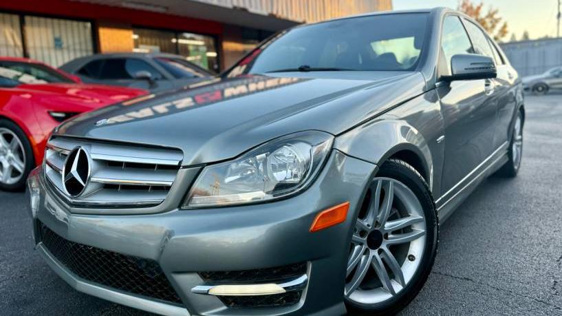 MERCEDES-BENZ C-CLASS 2012 WDDGF4HB5CA650926 image