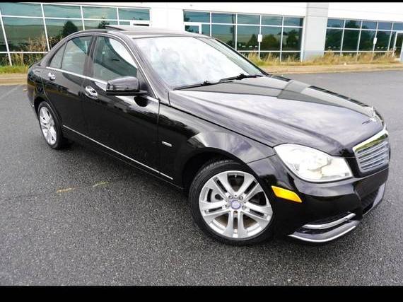 MERCEDES-BENZ C-CLASS 2012 WDDGF4HB8CR238436 image