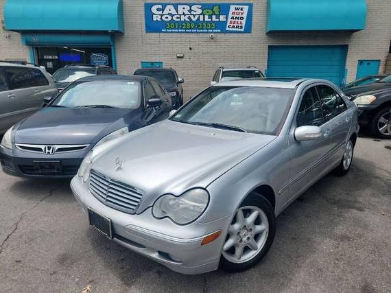 MERCEDES-BENZ C-CLASS 2004 WDBRF81J74F488862 image