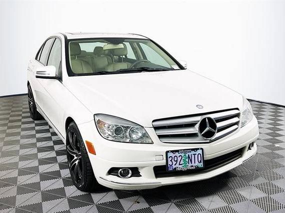 MERCEDES-BENZ C-CLASS 2011 WDDGF5EB1BA468004 image