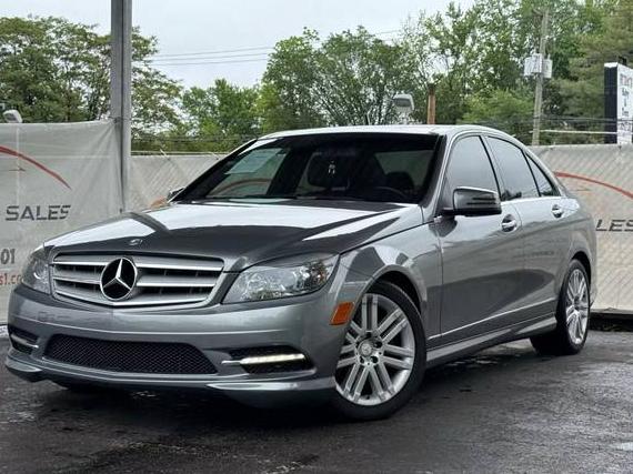 MERCEDES-BENZ C-CLASS 2011 WDDGF8BBXBR171899 image