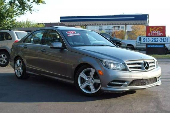 MERCEDES-BENZ C-CLASS 2011 WDDGF8BB1BR175453 image