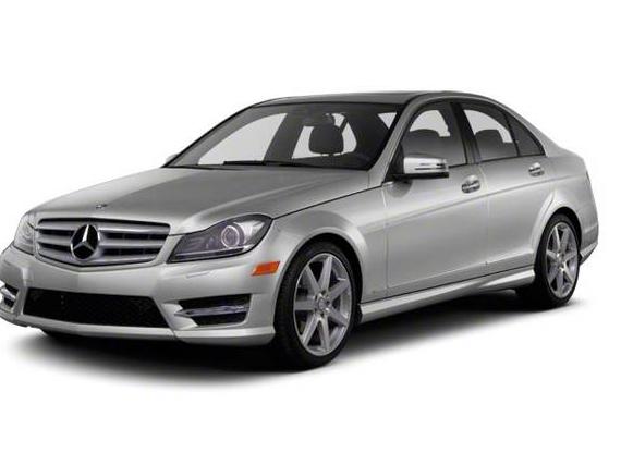 MERCEDES-BENZ C-CLASS 2011 WDDGF8BB4BR145766 image