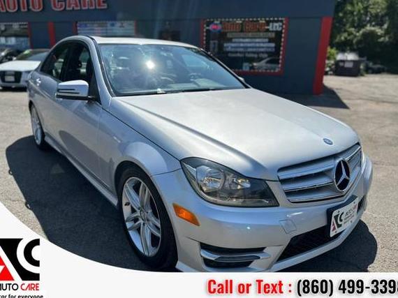 MERCEDES-BENZ C-CLASS 2013 WDDGF8AB3DR280211 image MERCEDES-BENZ C-CLASS 2013 WDDGF8AB3DR280211 image