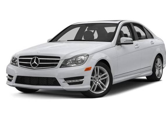MERCEDES-BENZ C-CLASS 2013 WDDGF4HB3DR262368 image