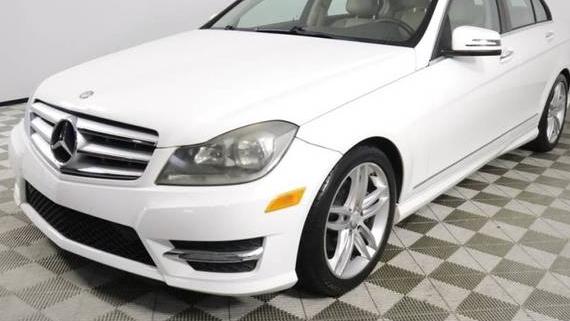 MERCEDES-BENZ C-CLASS 2013 WDDGF4HBXDR248547 image