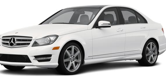 MERCEDES-BENZ C-CLASS 2013 WDDGF5HB4DA782020 image