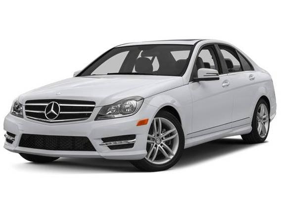 MERCEDES-BENZ C-CLASS 2013 WDDGF4HB7DA845783 image