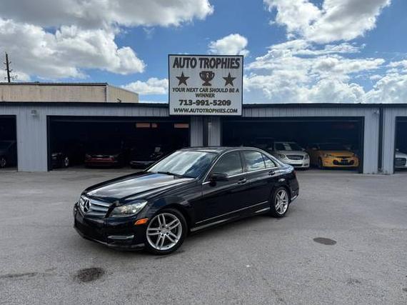 MERCEDES-BENZ C-CLASS 2013 WDDGF4HB3DA863942 image MERCEDES-BENZ C-CLASS 2013 WDDGF4HB3DA863942 image
