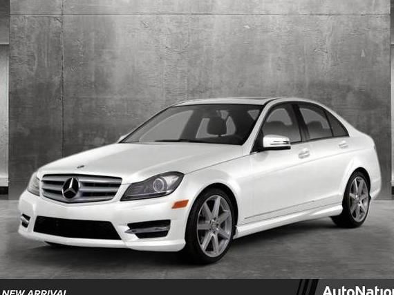 MERCEDES-BENZ C-CLASS 2013 WDDGF4HB8DR290053 image