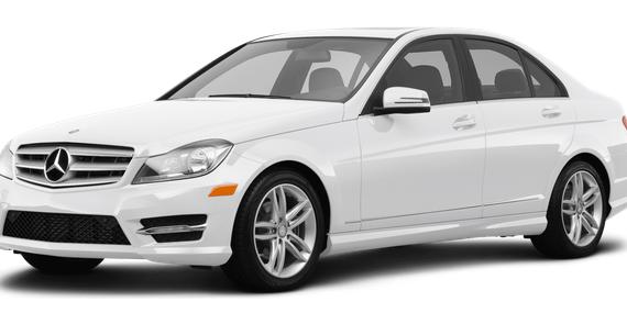 MERCEDES-BENZ C-CLASS 2013 WDDGF8AB5DR274619 image
