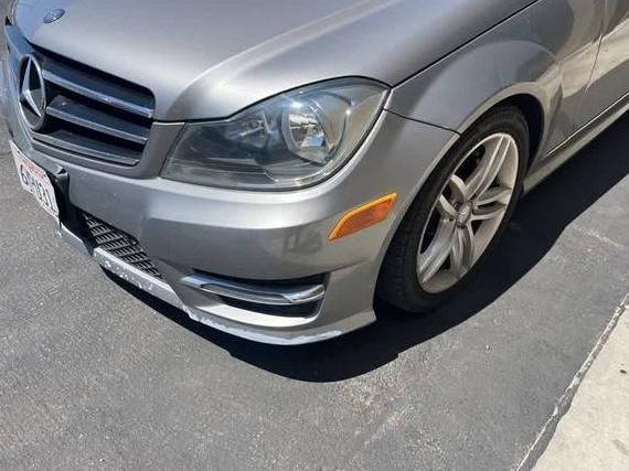 MERCEDES-BENZ C-CLASS 2013 WDDGF4HB0DA787631 image